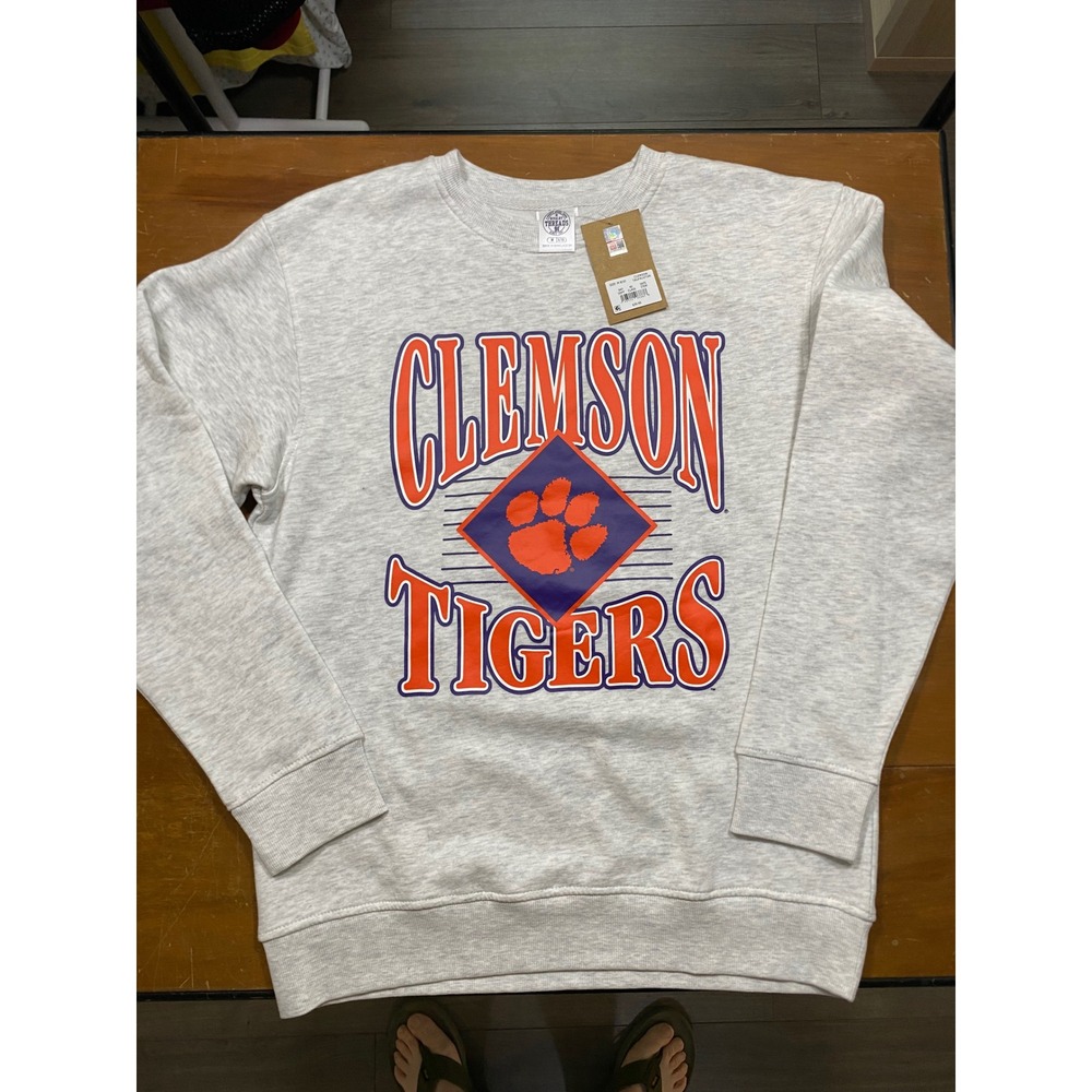 NWT Threads Rivalry Clemson Tigers Sweatshirt Mens Medium Grey Collegiate Logo